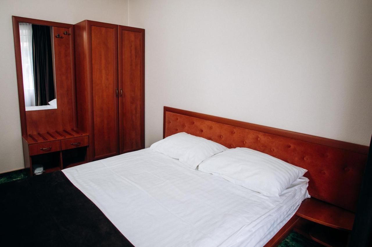 Stanislavsky Hotel Group Yaremche Ngoại thất bức ảnh